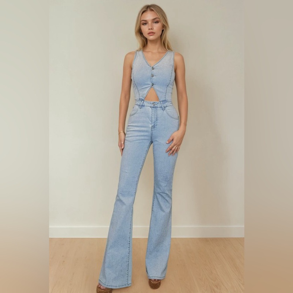 Boho Western Flared Light Denim Jumpsuit🤠 - Picture 1 of 5